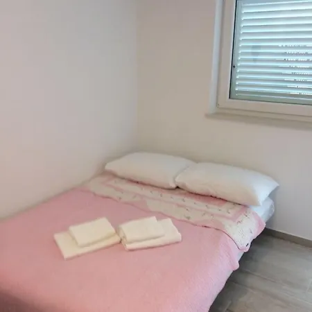 In With Sea View, Terrace, Air Conditioning, Wifi 4492-1 شقة *